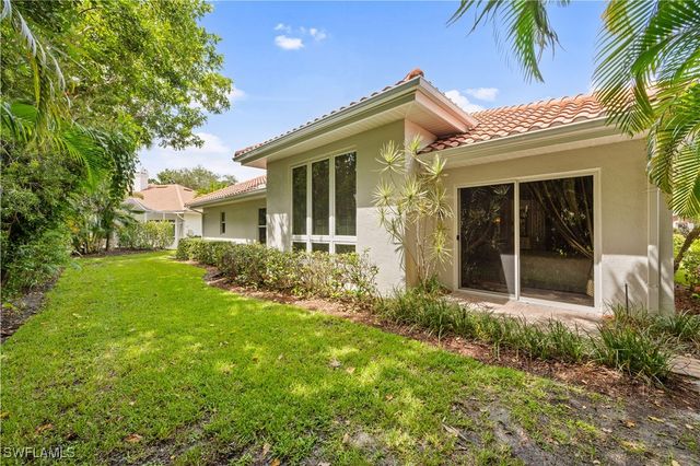 222 Monterey DR, Naples, FL 34119