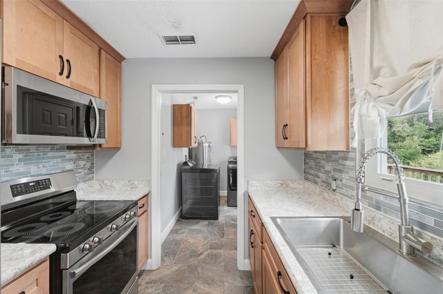41707 ASPEN ST, Eustis, FL 32736