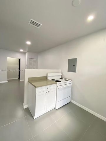 60 NE 78th St Front, Miami, FL 33138
