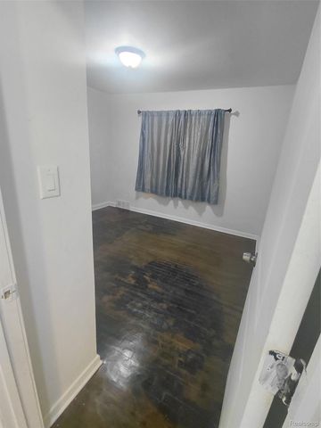 20120 Mark Twain Street, Detroit, MI 48235