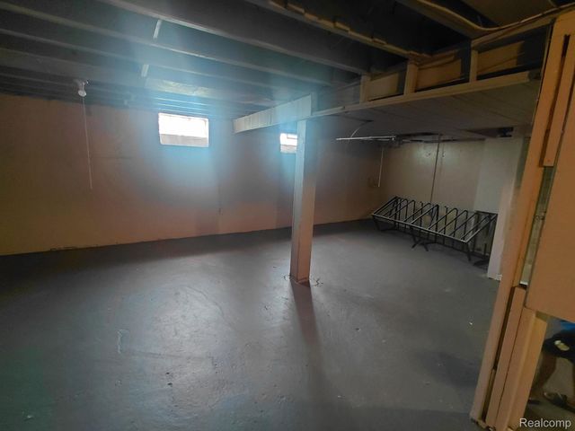 20120 Mark Twain Street, Detroit, MI 48235