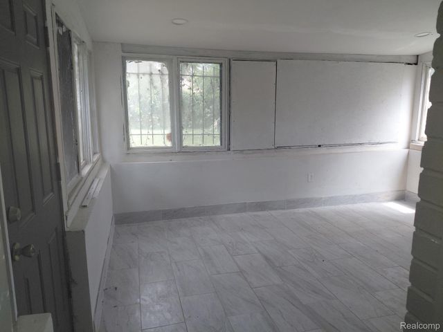 20120 Mark Twain Street, Detroit, MI 48235