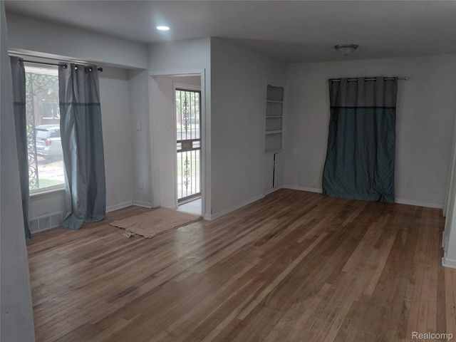 20120 Mark Twain Street, Detroit, MI 48235