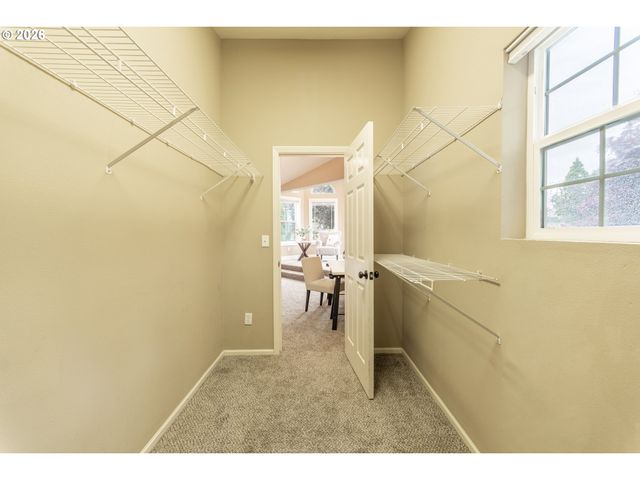 39475 HOOD St, Sandy, OR 97055