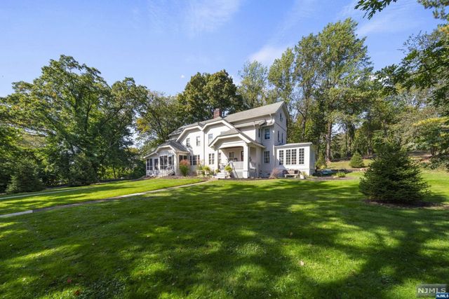 433 Mountain Avenue, Caldwell, NJ 07006