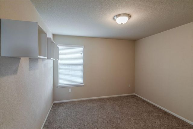 137 Moulins LN, Georgetown, TX 78626