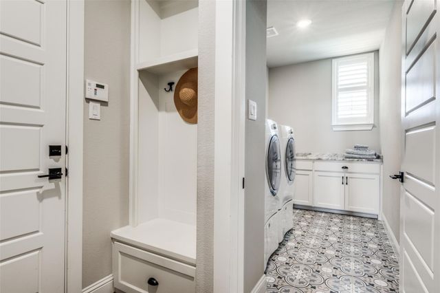 7018 New Castle Lane, Sanger, TX 76266