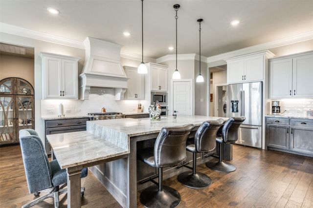 7018 New Castle Lane, Sanger, TX 76266