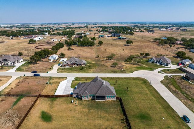 7018 New Castle Lane, Sanger, TX 76266