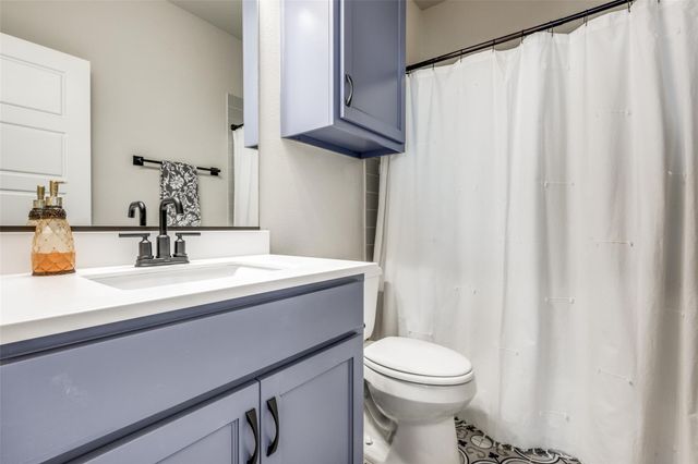 7018 New Castle Lane, Sanger, TX 76266