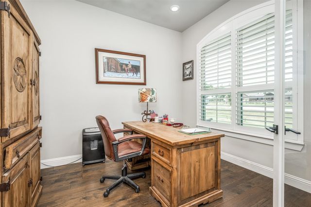 7018 New Castle Lane, Sanger, TX 76266