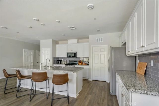 41514 Red Car Drive, Lake Elsinore, CA 92532