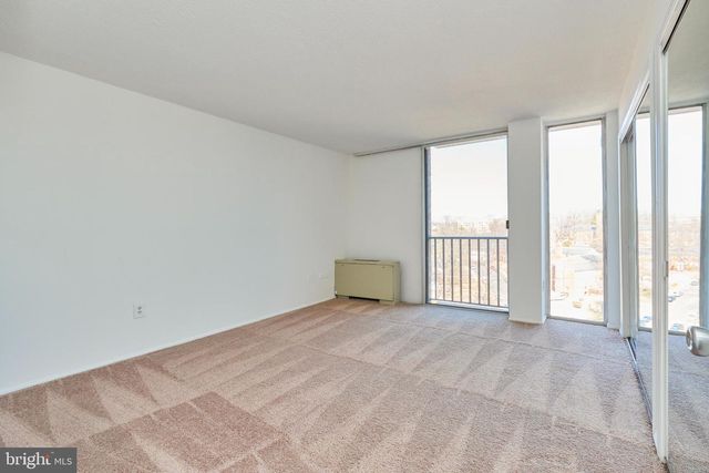 4600 S Four Mile Run Dr Apt 1119, Arlington, VA 22204