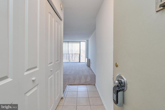 4600 S Four Mile Run Dr Apt 1119, Arlington, VA 22204