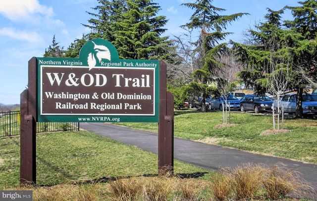 4600 S Four Mile Run Dr Apt 1119, Arlington, VA 22204