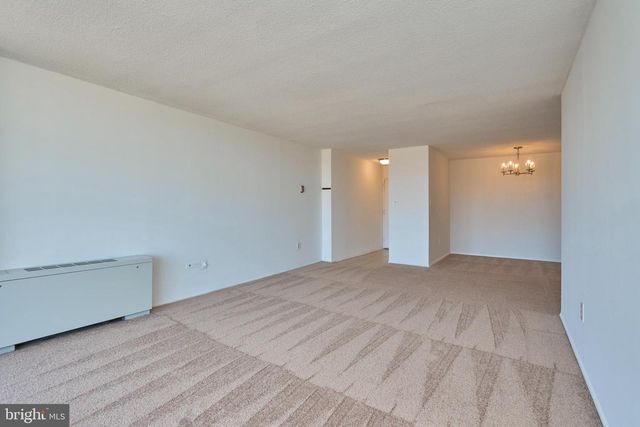 4600 S Four Mile Run Dr Apt 1119, Arlington, VA 22204