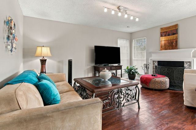 6808 Quail Meadow Drive, Watauga, TX 76148