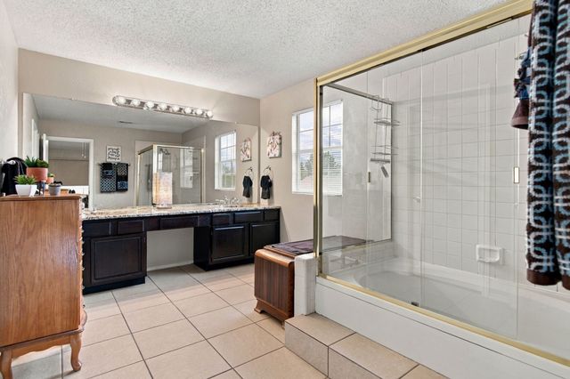 6808 Quail Meadow Drive, Watauga, TX 76148