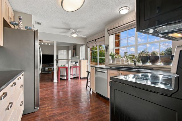 6808 Quail Meadow Drive, Watauga, TX 76148