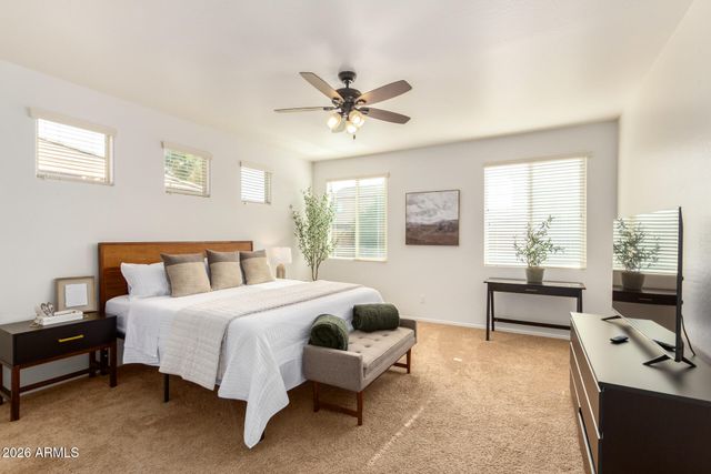2499 W DAPPLE GRAY Court, San Tan Valley, AZ 85144
