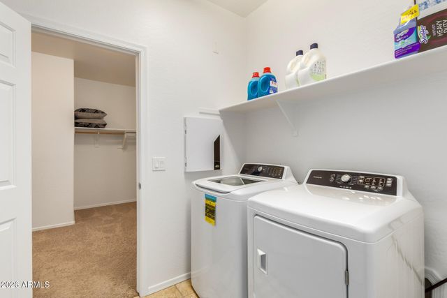 2499 W DAPPLE GRAY Court, San Tan Valley, AZ 85144