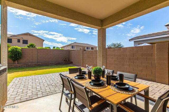 2499 W DAPPLE GRAY Court, San Tan Valley, AZ 85144