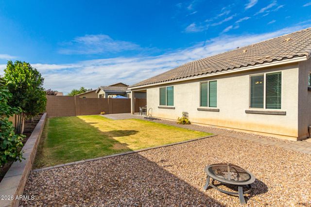 2499 W DAPPLE GRAY Court, San Tan Valley, AZ 85144