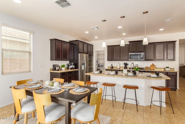 2499 W DAPPLE GRAY Court, San Tan Valley, AZ 85144