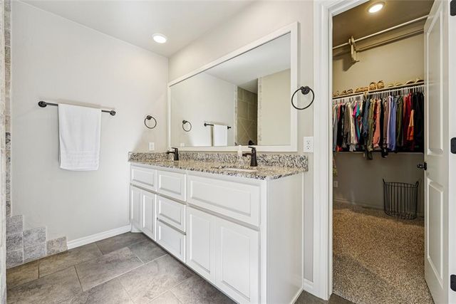 1405 N Storybrook Terrace, Mustang, OK 73064