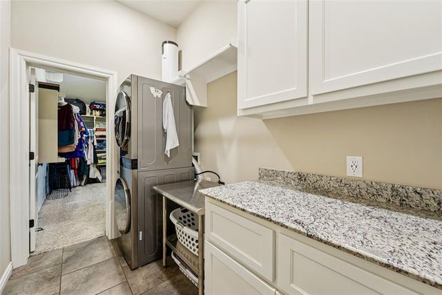 1405 N Storybrook Terrace, Mustang, OK 73064