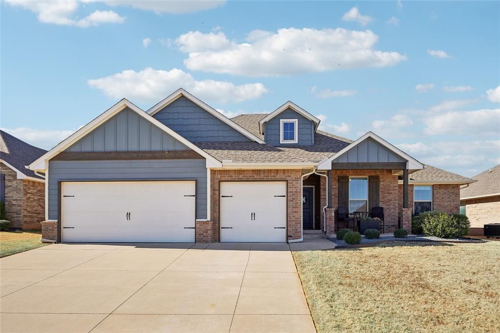 1405 N Storybrook Terrace, Mustang, OK 73064