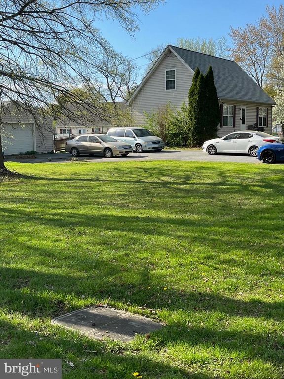 2 BISCAYNE BLVD, Newark, DE 19713