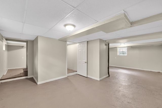 201 Locust St, Holyoke, MA 01040