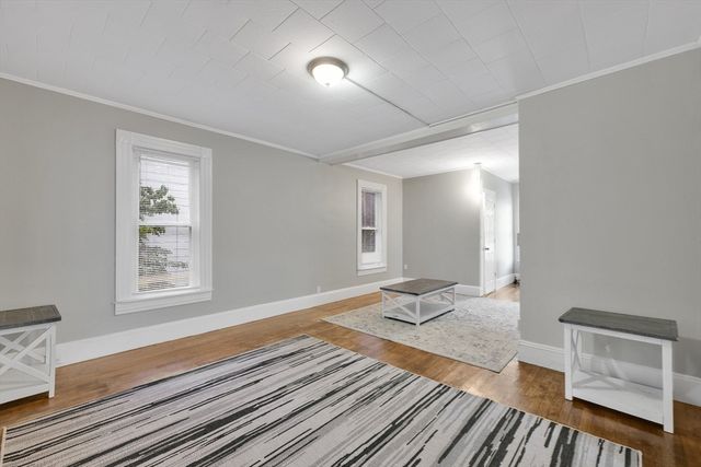 201 Locust St, Holyoke, MA 01040