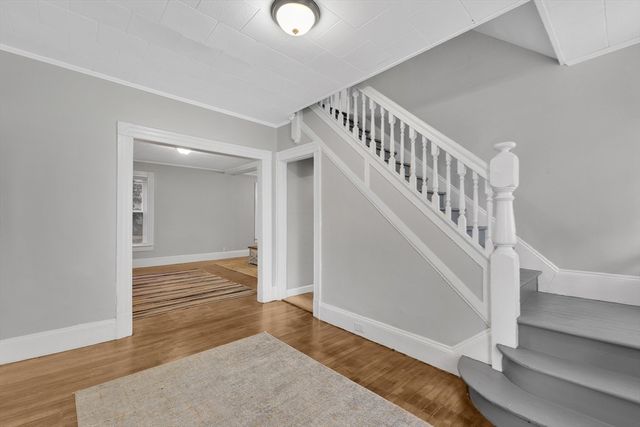 201 Locust St, Holyoke, MA 01040