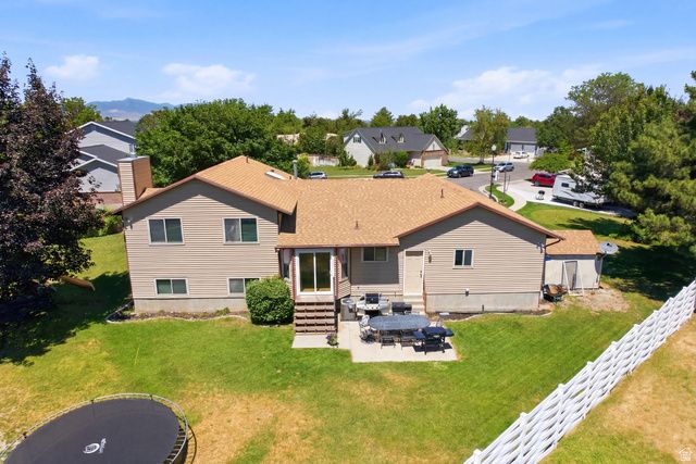 11209 S CHRISTOPHER CIR, Sandy, UT 84092