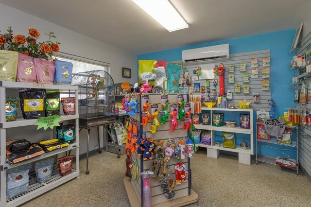 1933 S VOLUSIA AVENUE, Orange City, FL 32763