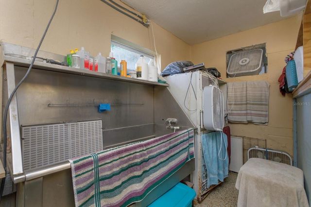 1933 S VOLUSIA AVENUE, Orange City, FL 32763