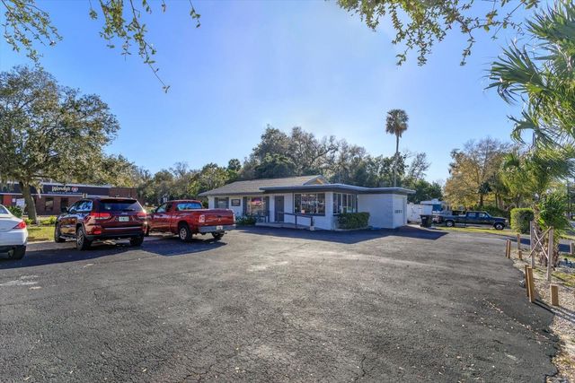 1933 S VOLUSIA AVENUE, Orange City, FL 32763