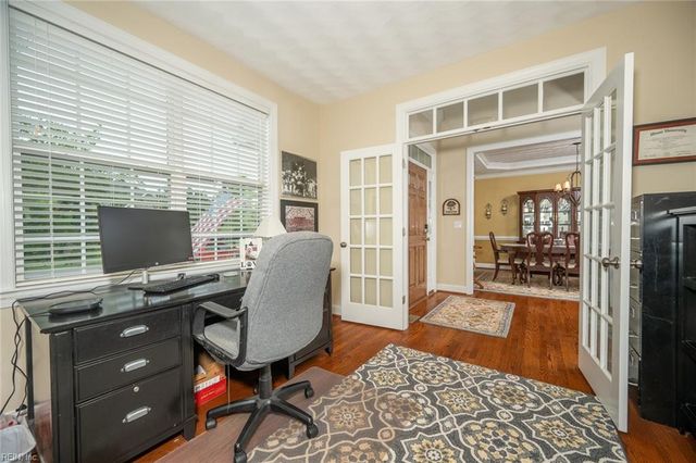 1853 Rein LN, Virginia Beach, VA 23456