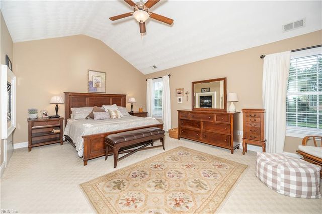 1853 Rein LN, Virginia Beach, VA 23456