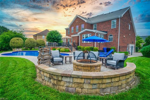 1853 Rein LN, Virginia Beach, VA 23456