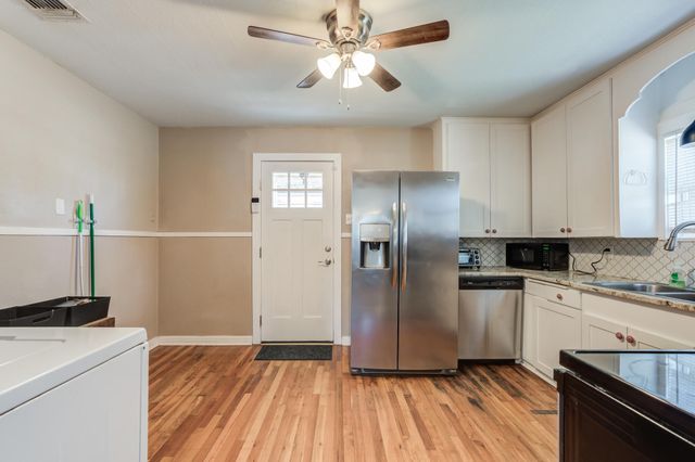 2701 33rd Street, Lubbock, TX 79410