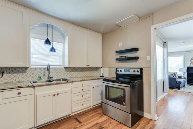 2701 33rd Street, Lubbock, TX 79410