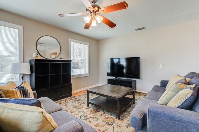 2701 33rd Street, Lubbock, TX 79410