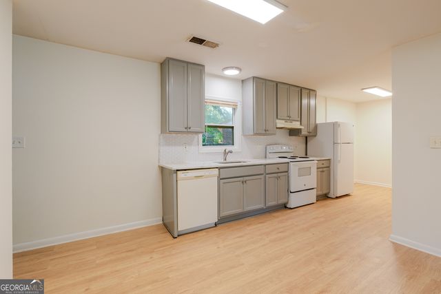 7064 Eunice Drive, Riverdale, GA 30274