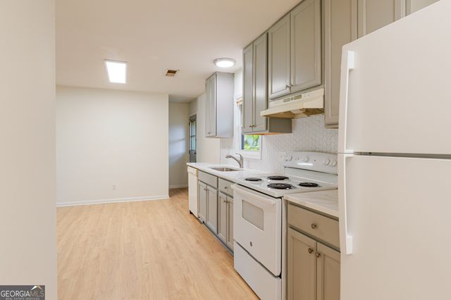 7064 Eunice Drive, Riverdale, GA 30274