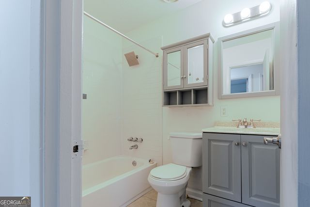 7064 Eunice Drive, Riverdale, GA 30274