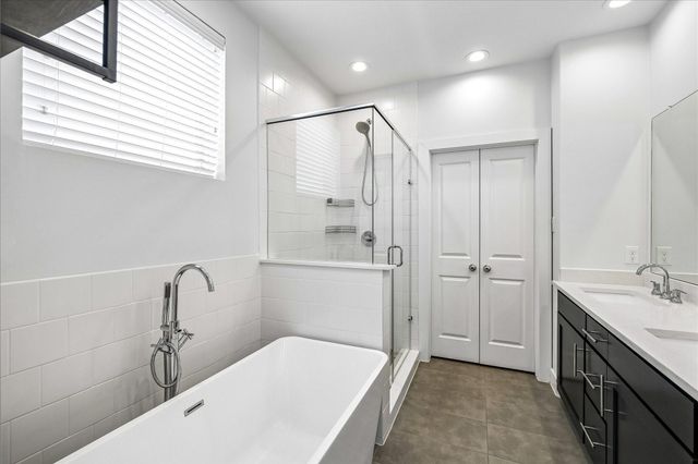 2228 Mcgowen Street, Houston, TX 77004