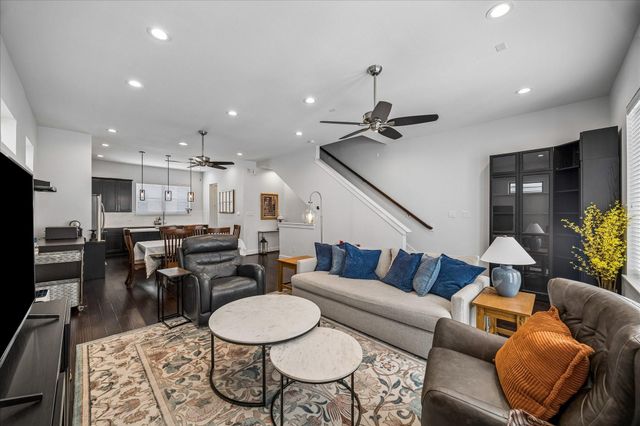 2228 Mcgowen Street, Houston, TX 77004